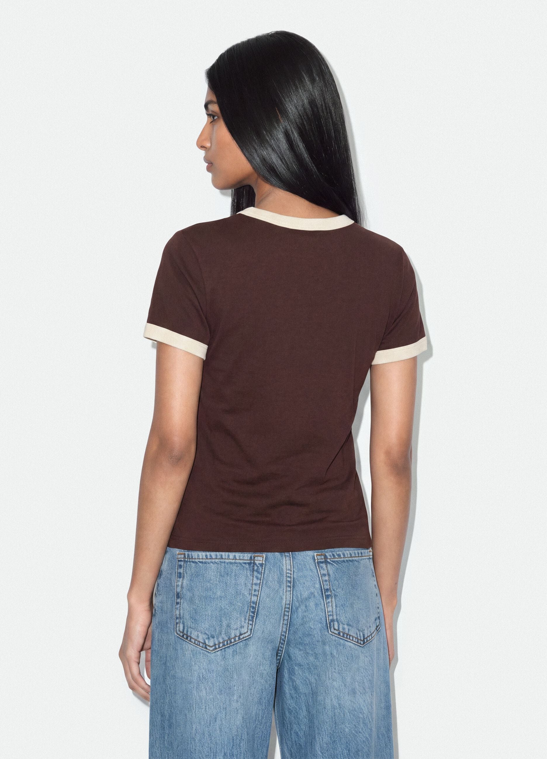 Brown cotton T-shirt with front graphic print and contrast trims