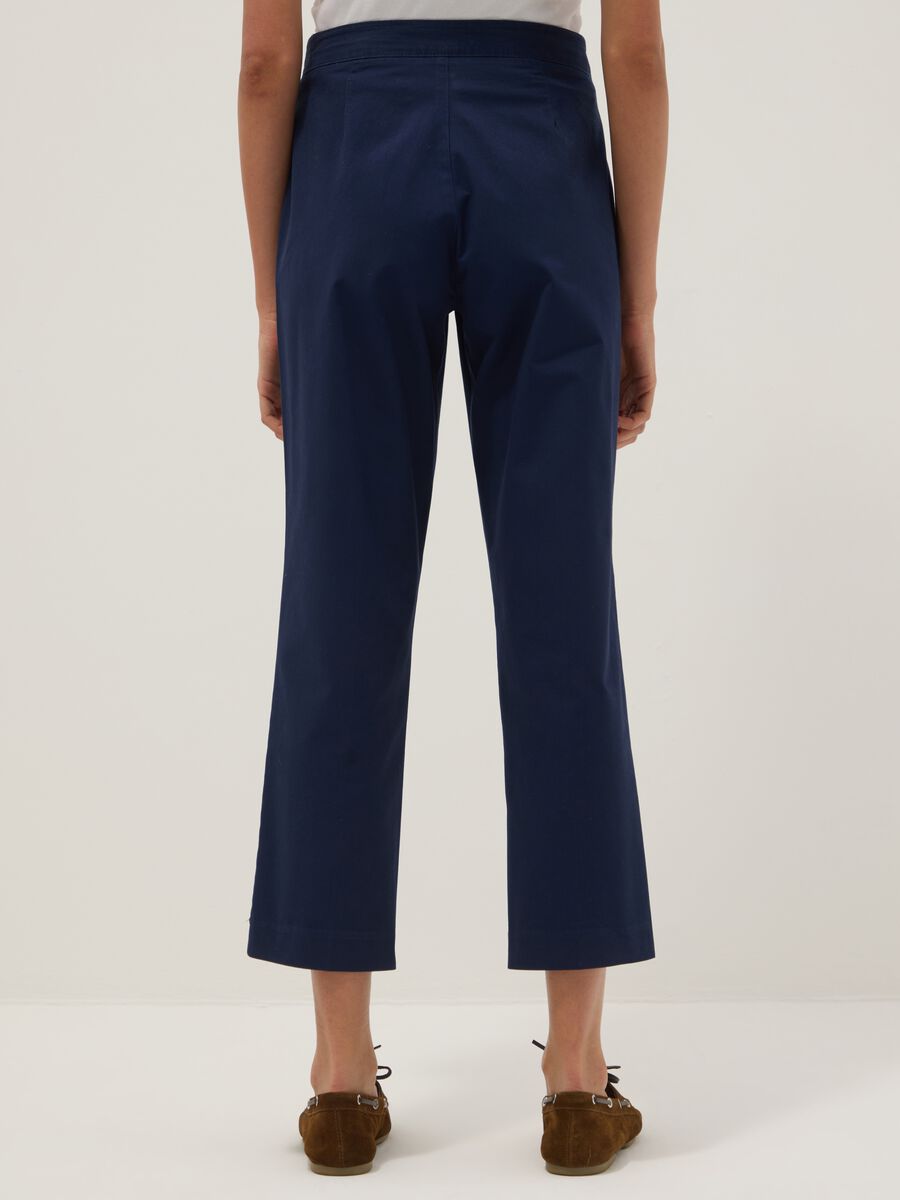 Blue regular-fit pure cotton chino trousers_2