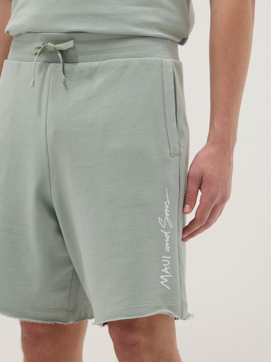 Green pure cotton relaxed-fit shorts_3