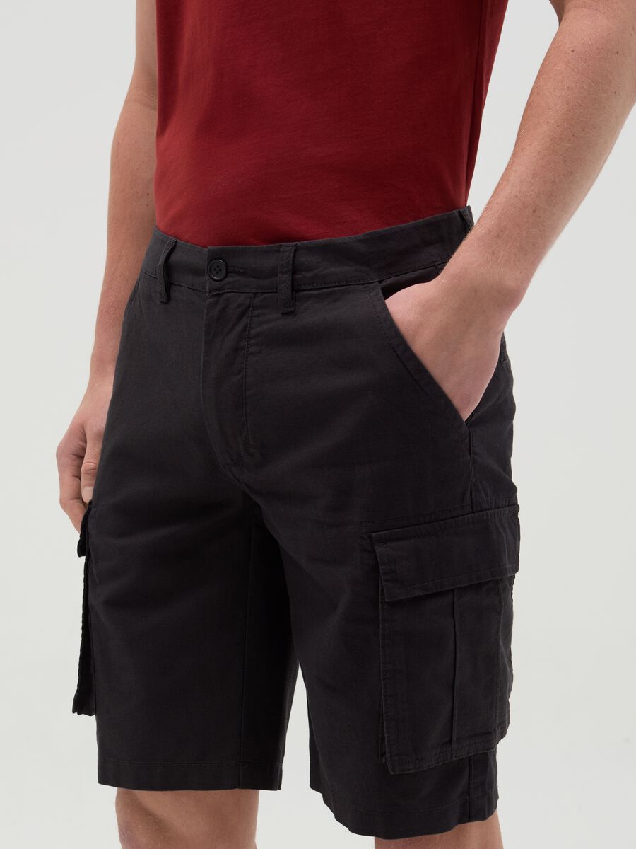 Stretch cotton cargo Bermuda shorts_1