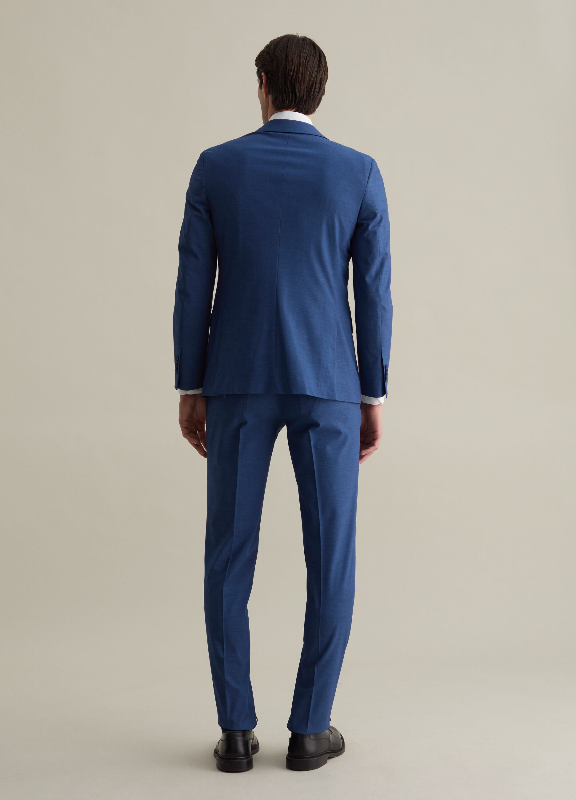 Easy-fit single-breasted suit with iridescent weave