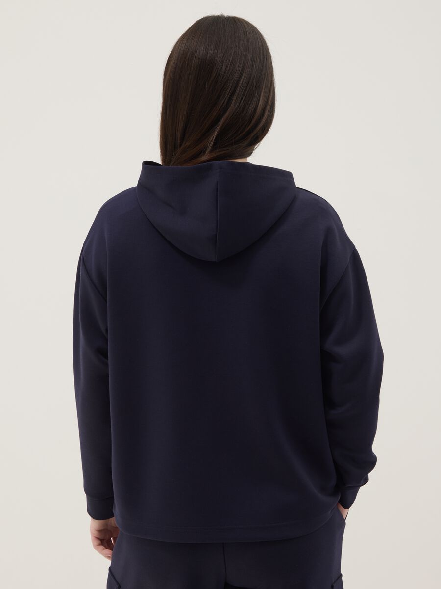 Felpa blu in viscosa elasticizzato regular fit con zip_3