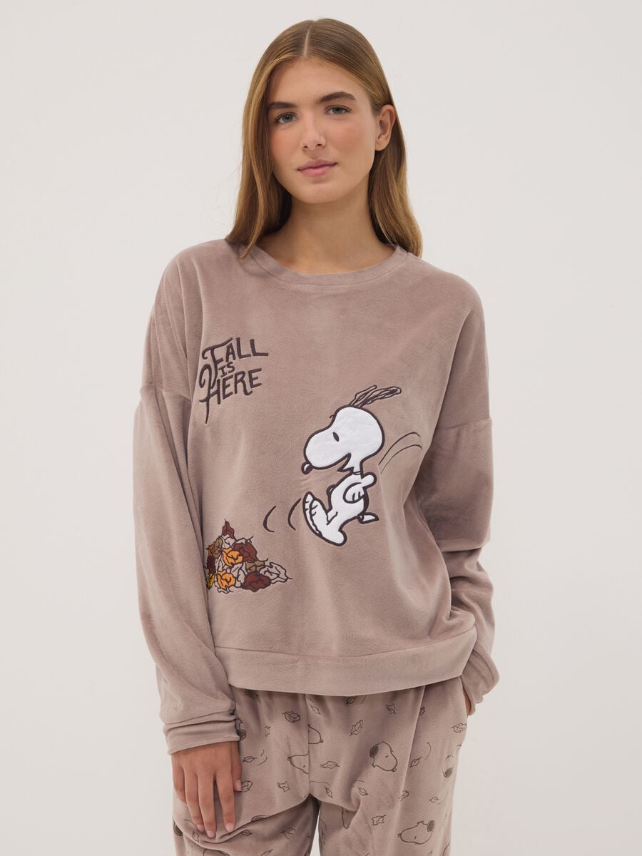 Brown regular-fit crew-neck Snoopy print pyjamas_1