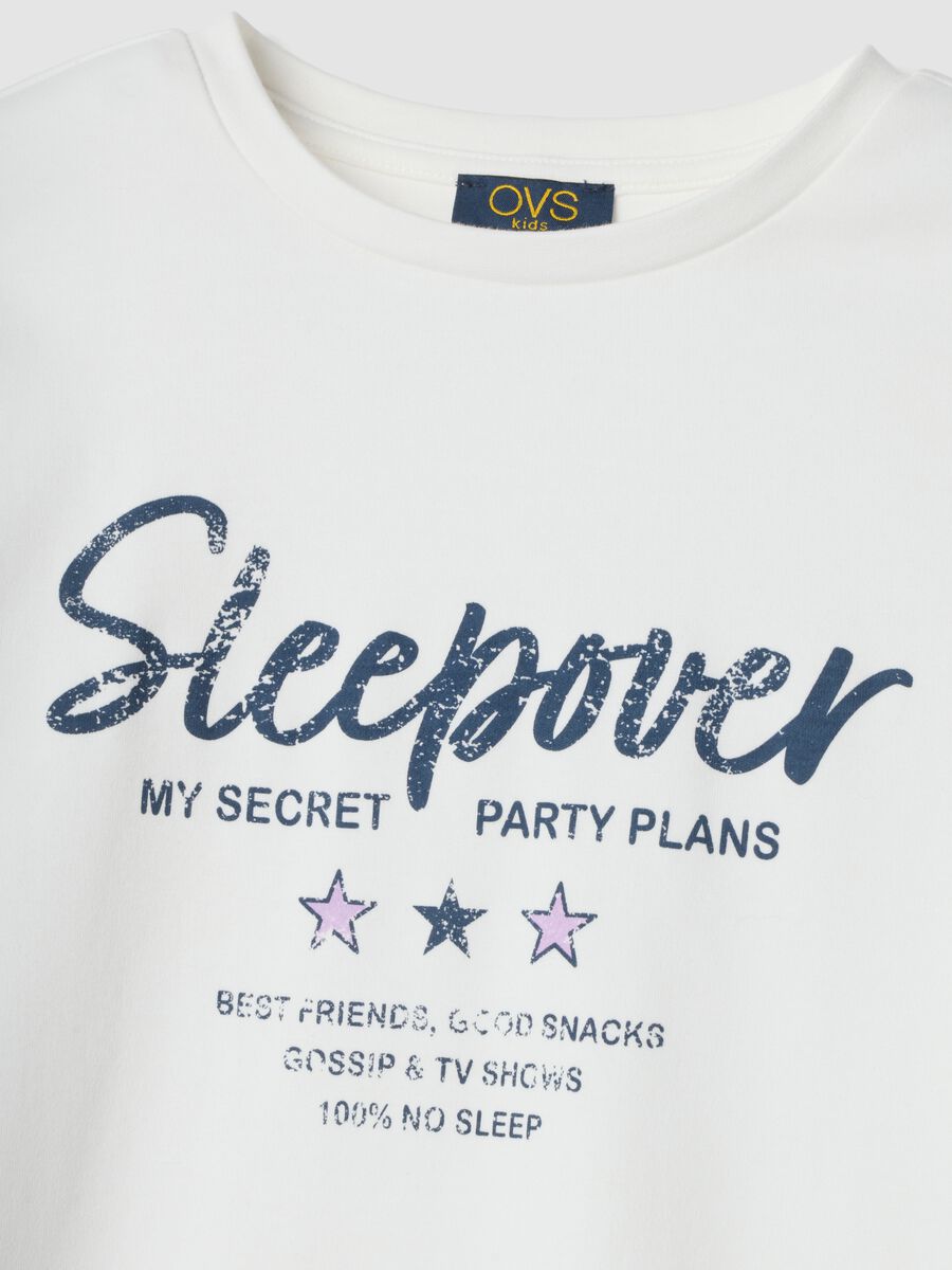 White crew-neck pyjamas in pure organic cotton with checked pattern_1