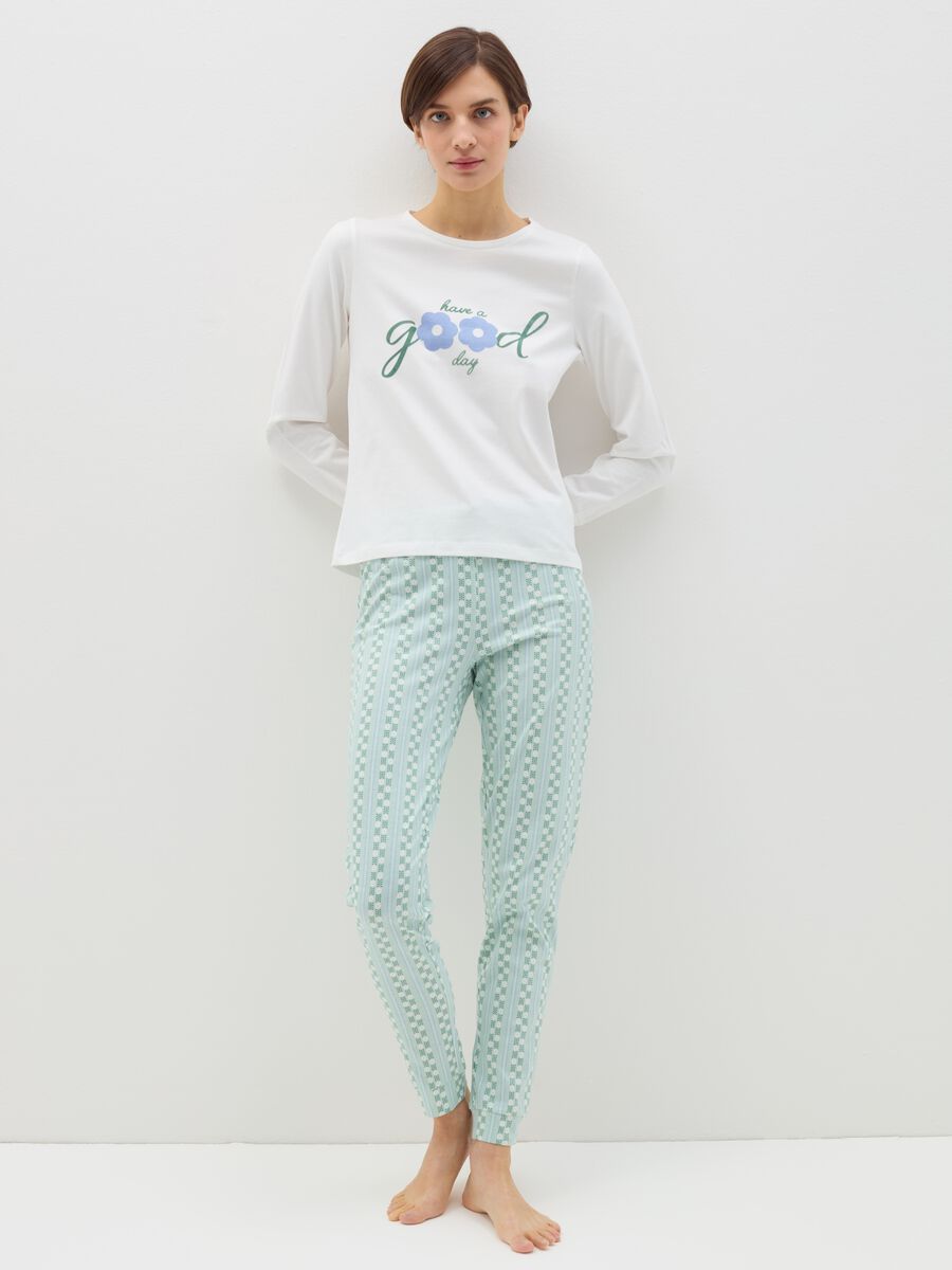 Pyjama trousers with small flowers motif_0