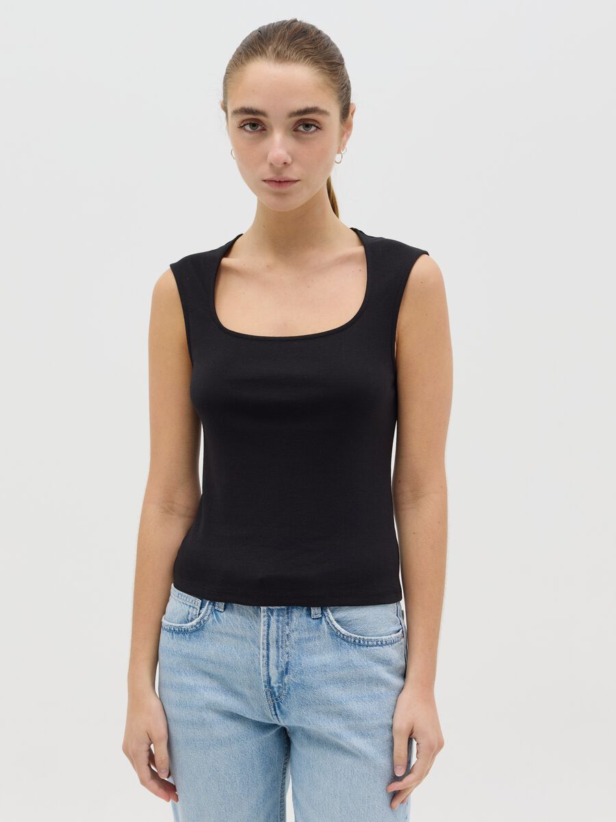 Black tank top with square neckline_0