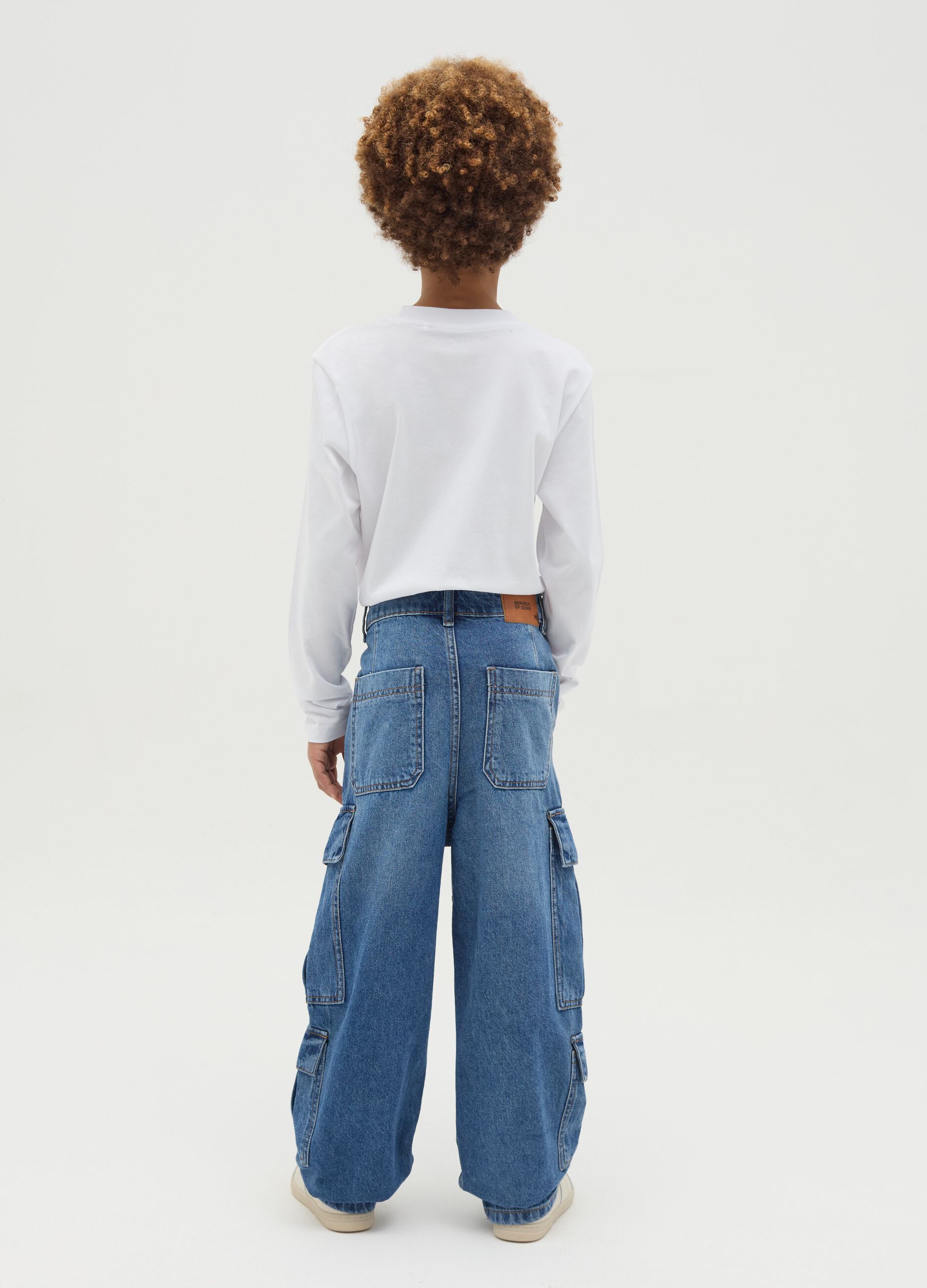 Relaxed-fit cargo jeans