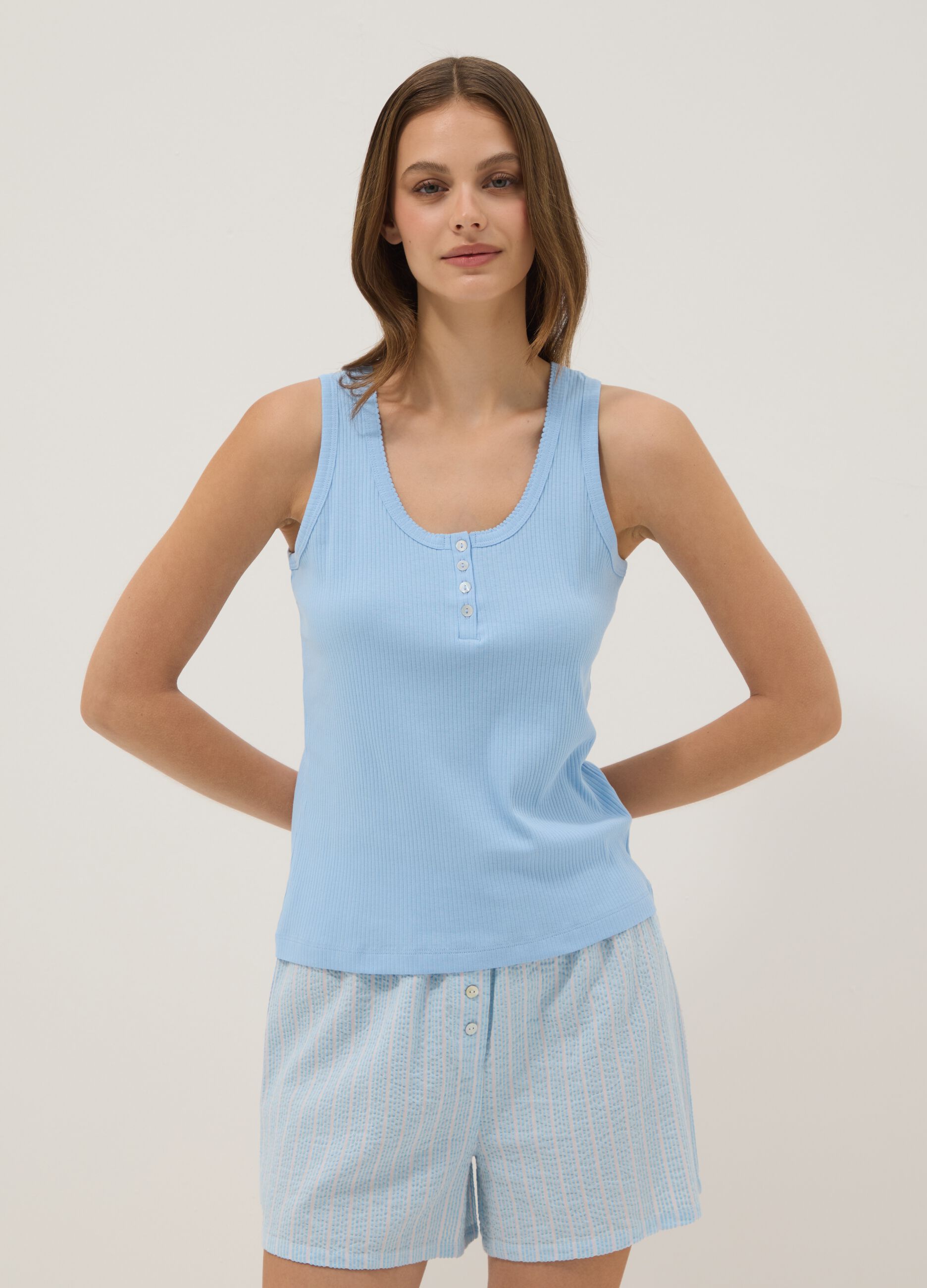 Light blue pure cotton vest with serafino collar and regular fit