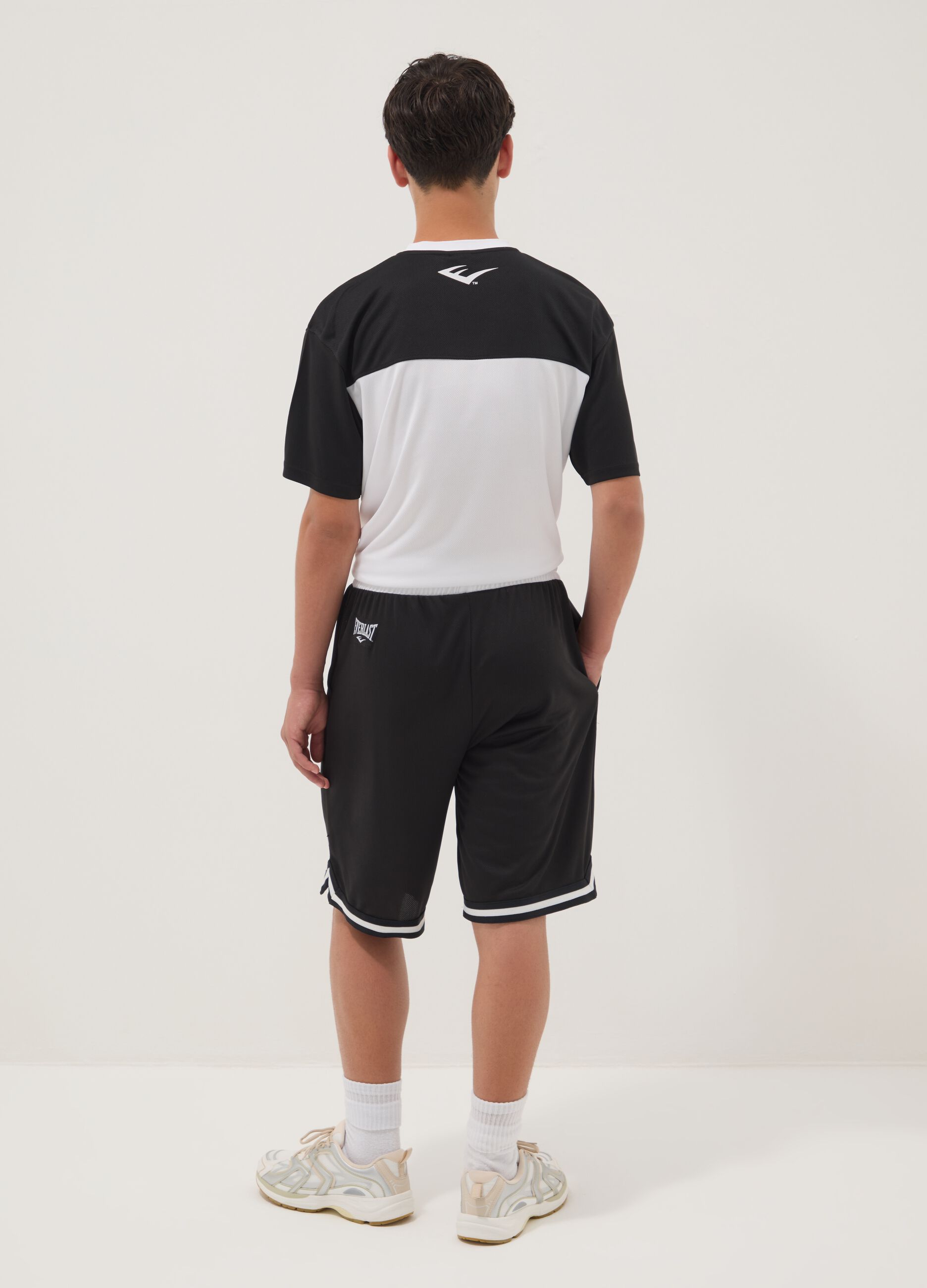 Black boys' shorts with elasticated waistband, comfort fit