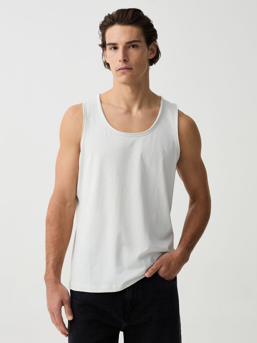 Cotton tank top with raw edges_0