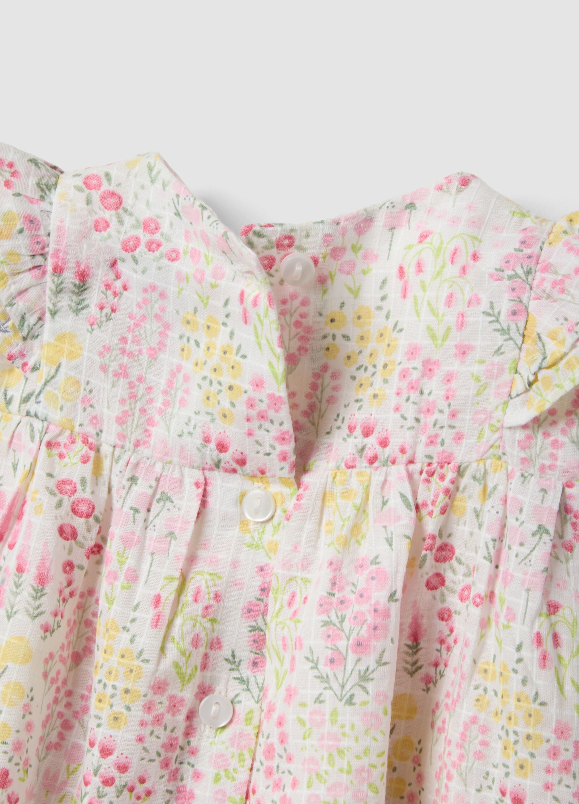 Newborn girl's regular fit multicolour pure cotton set