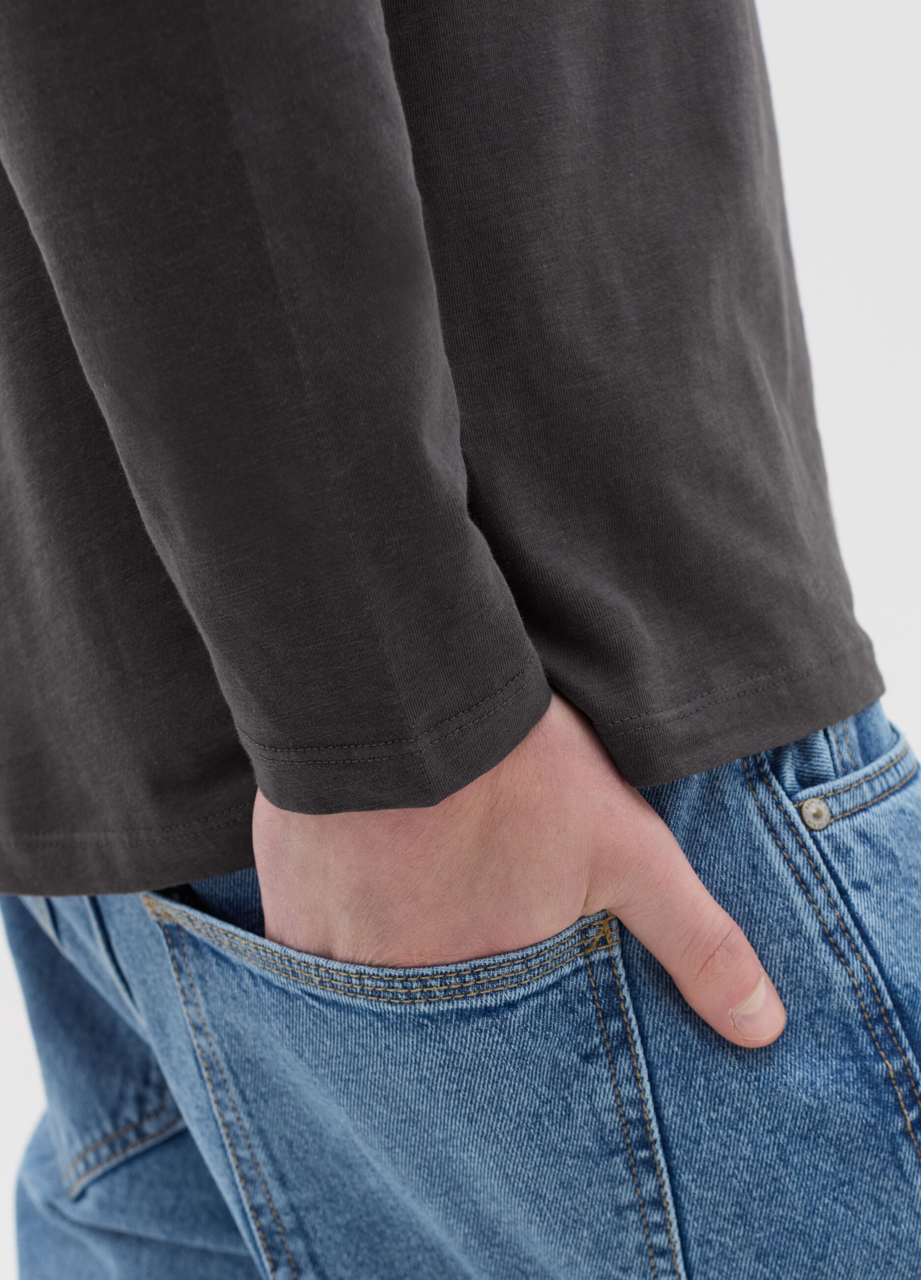 Long-sleeved T-shirt in cotton