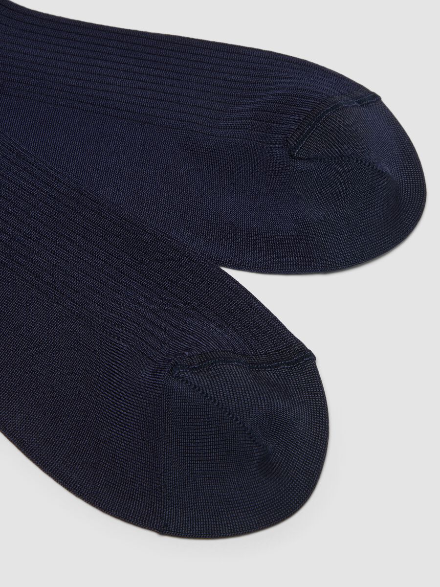Blue ribbed stretch viscose socks_1