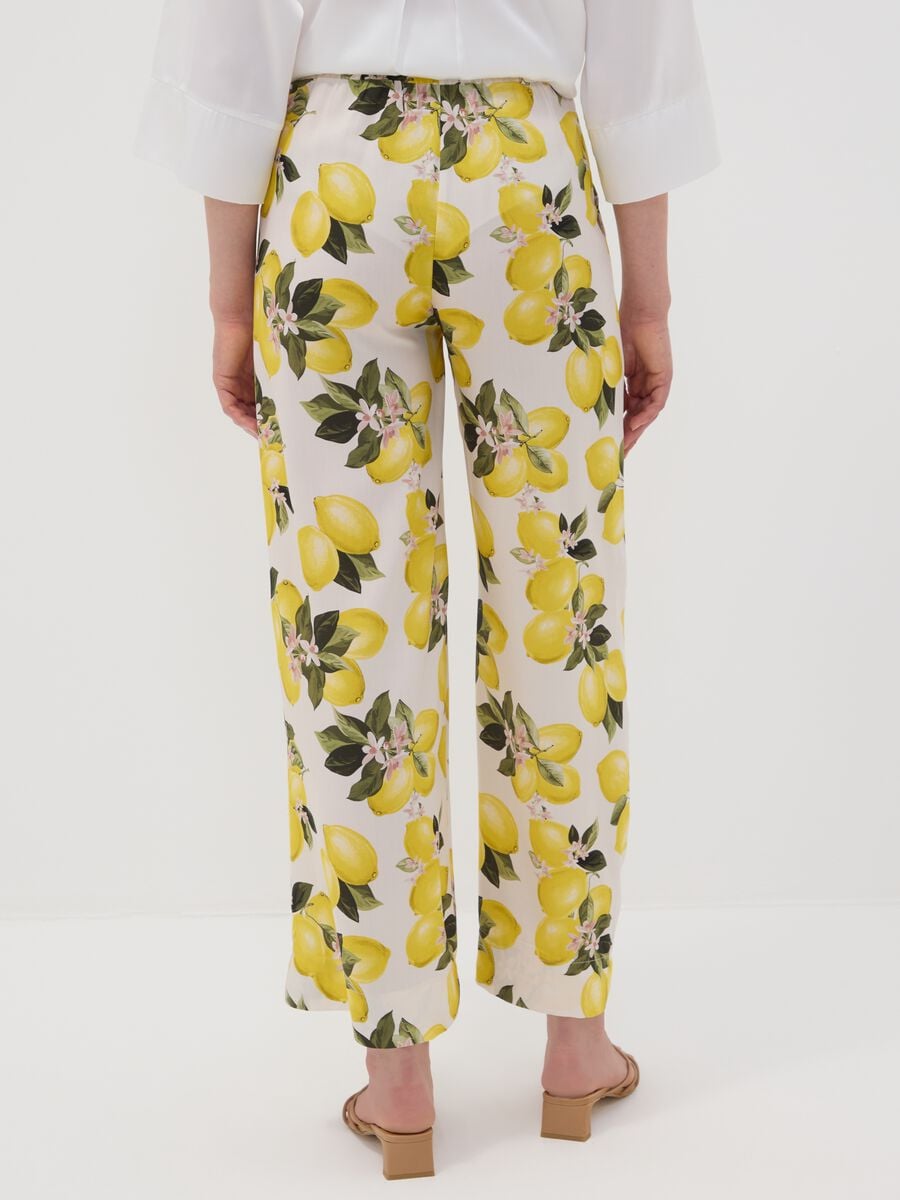 White pure viscose trousers with lemon print, regular fit_2