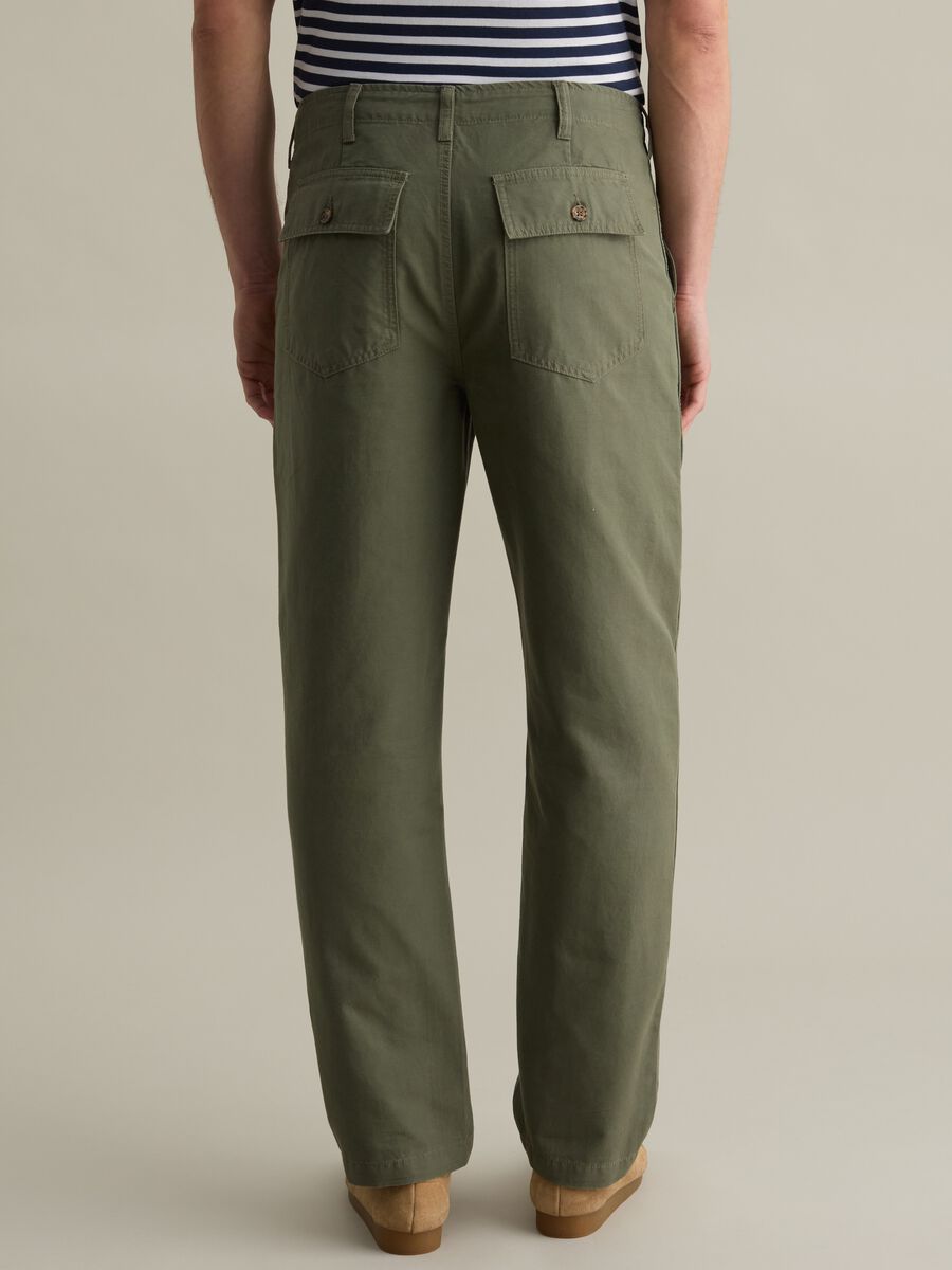 Chino trousers in cotton and linen_3