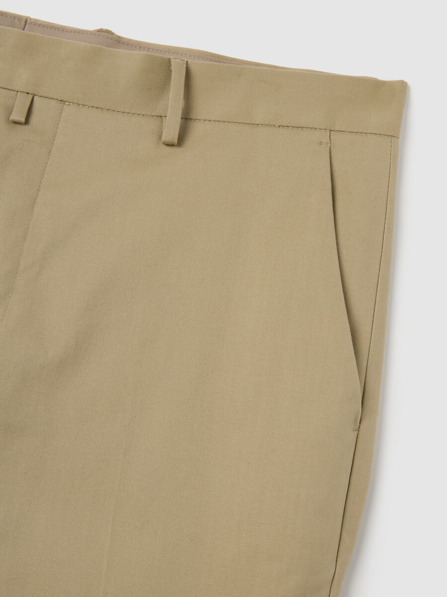 Beige regular fit twill and stretch cotton trousers_5