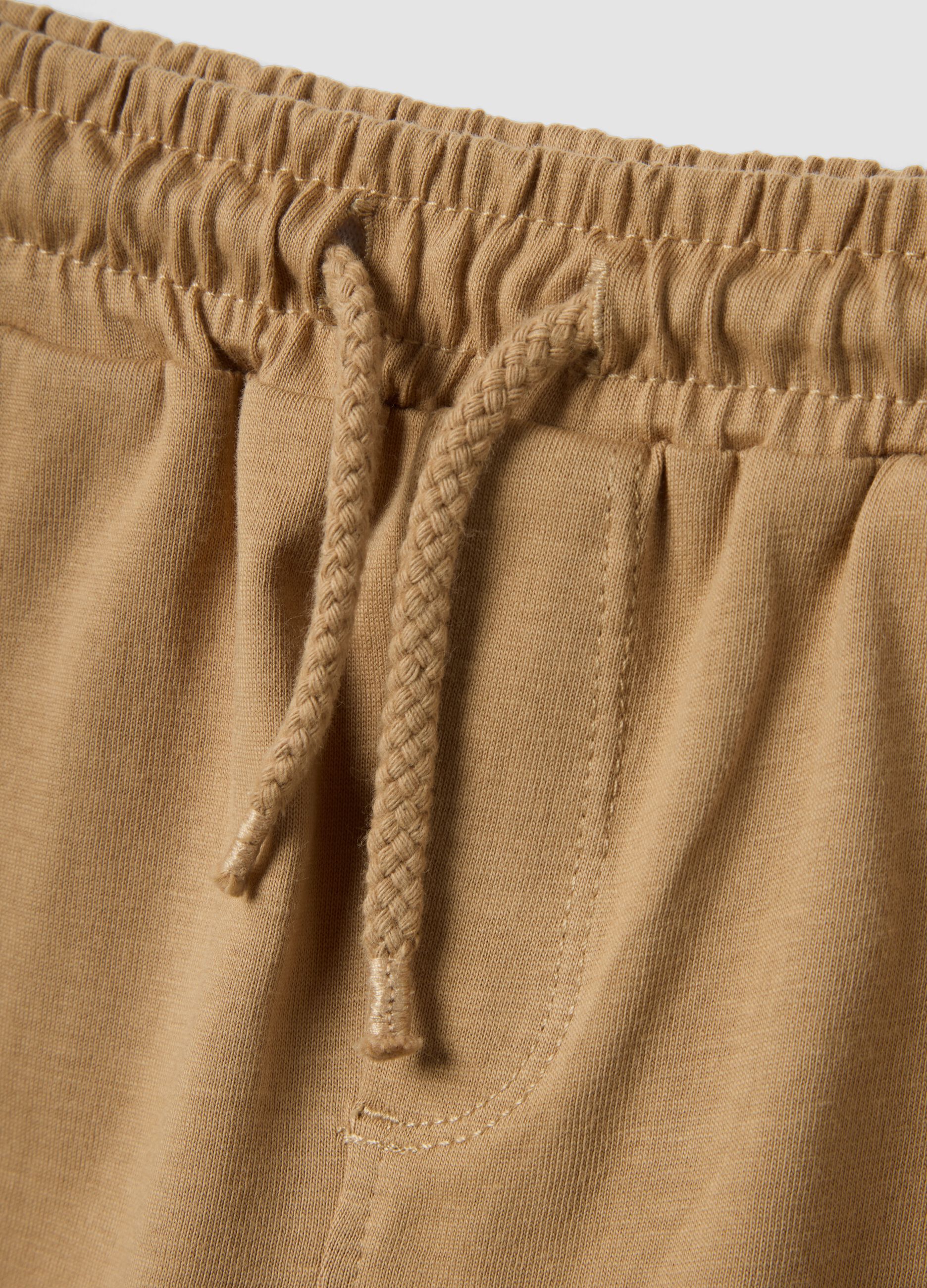 Beige pure cotton boys&rsquo; shorts, regular fit