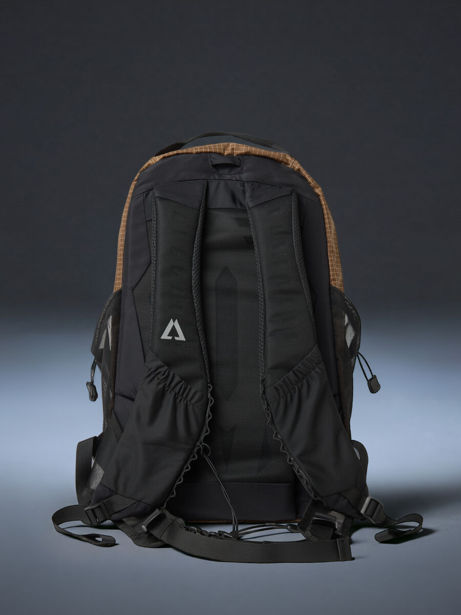 ALTAVIA WITH DEBORAH COMPAGNONI 25L Water-Resistant Outdoor Backpack_2