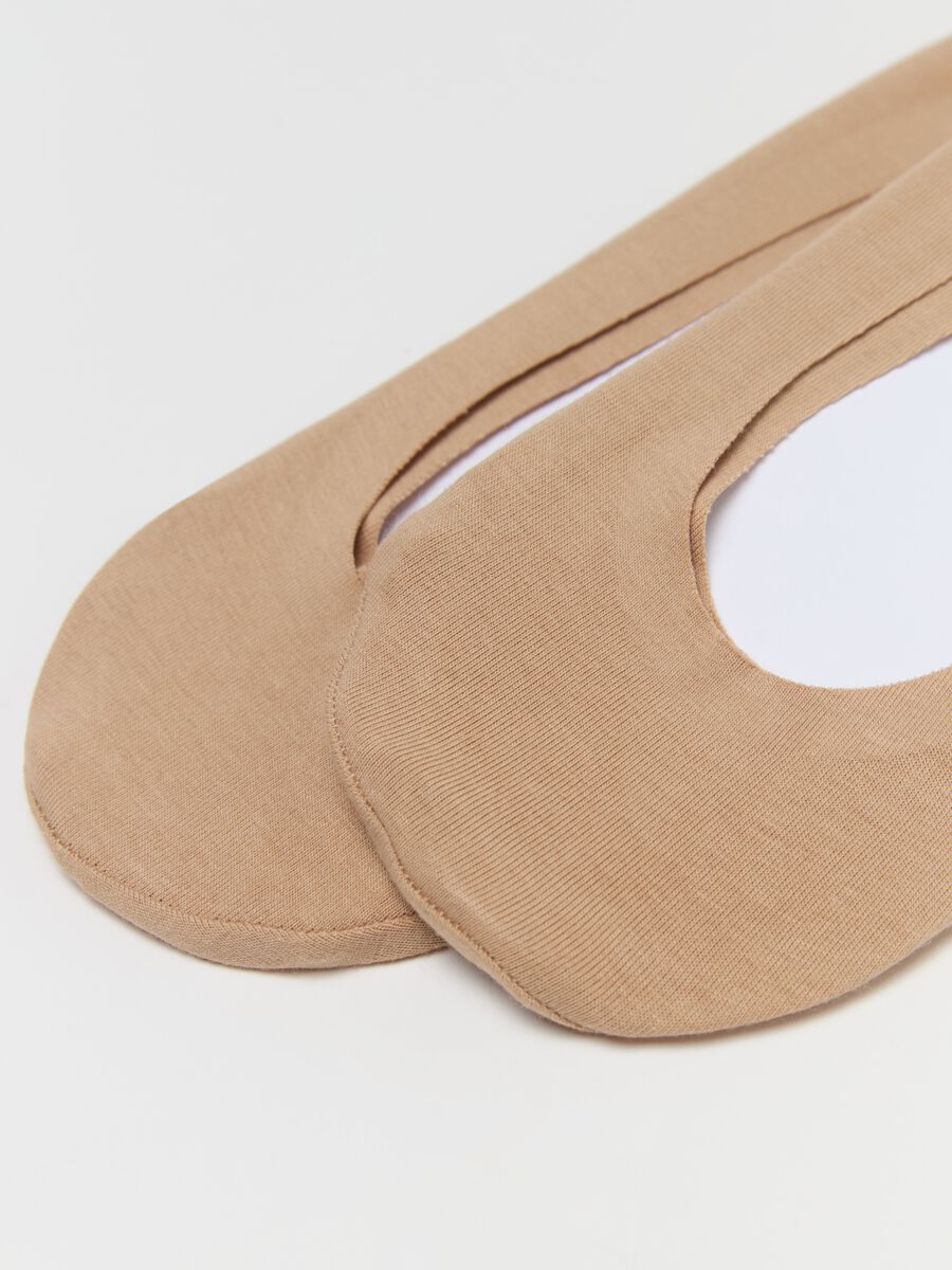 Two-pack shoe liners with laser cut_1
