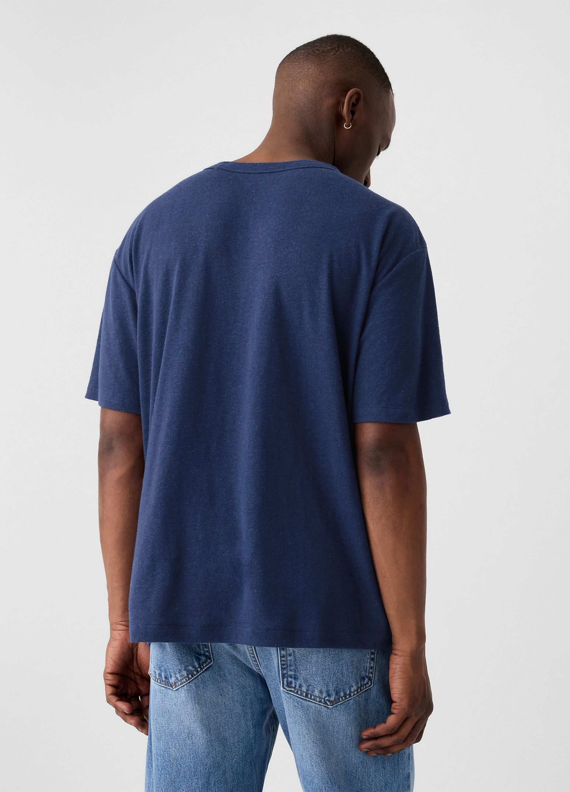 T-shirt girocollo in misto lino