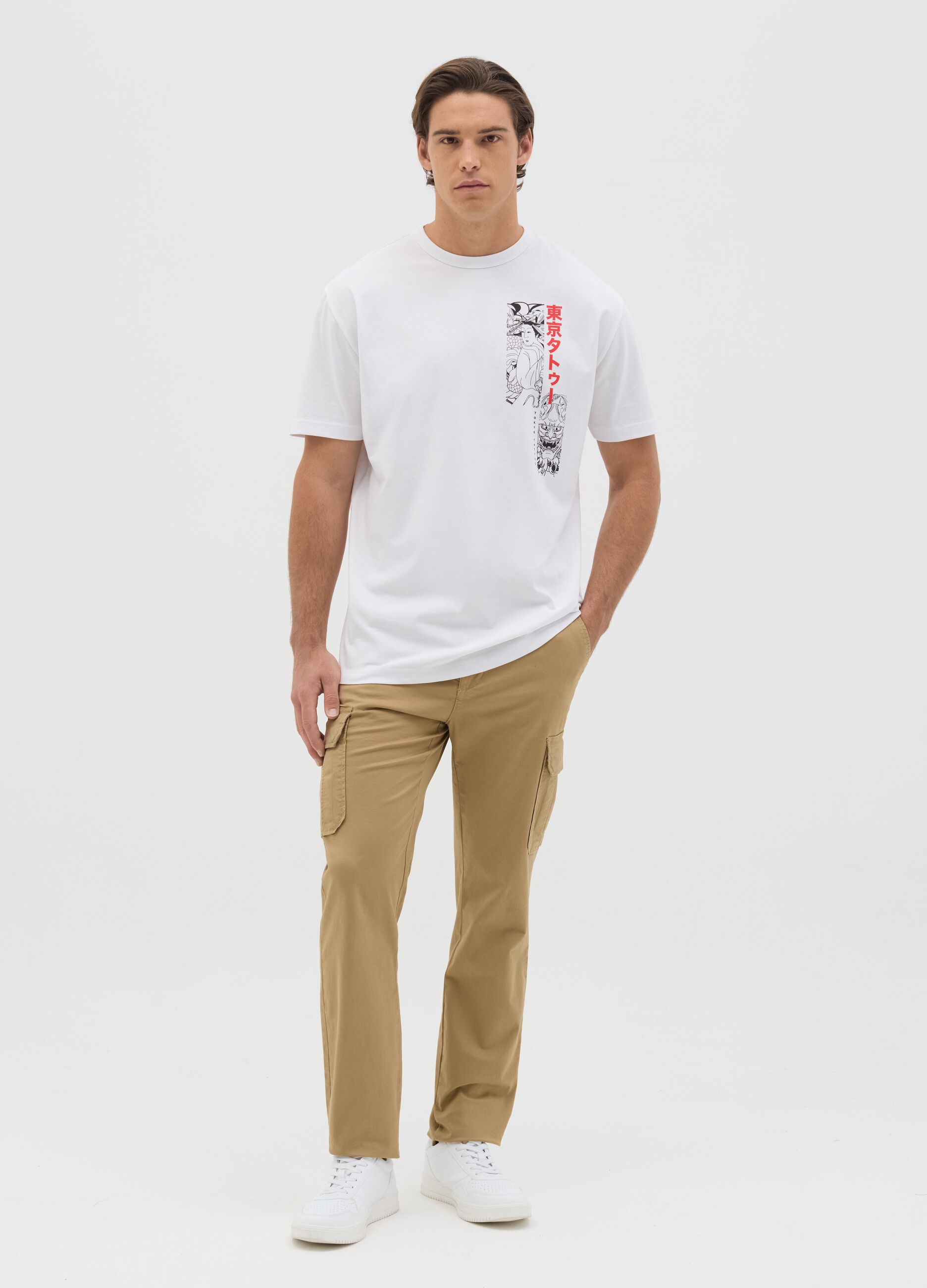 White T-shirt with Tokyo Tattoo print
