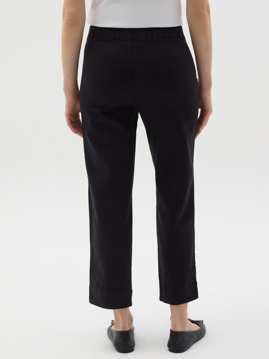 High-rise chino jeans_3