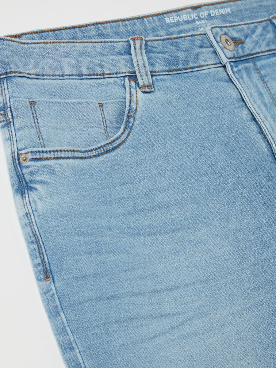 Slim-fit jeans with discolouring_5