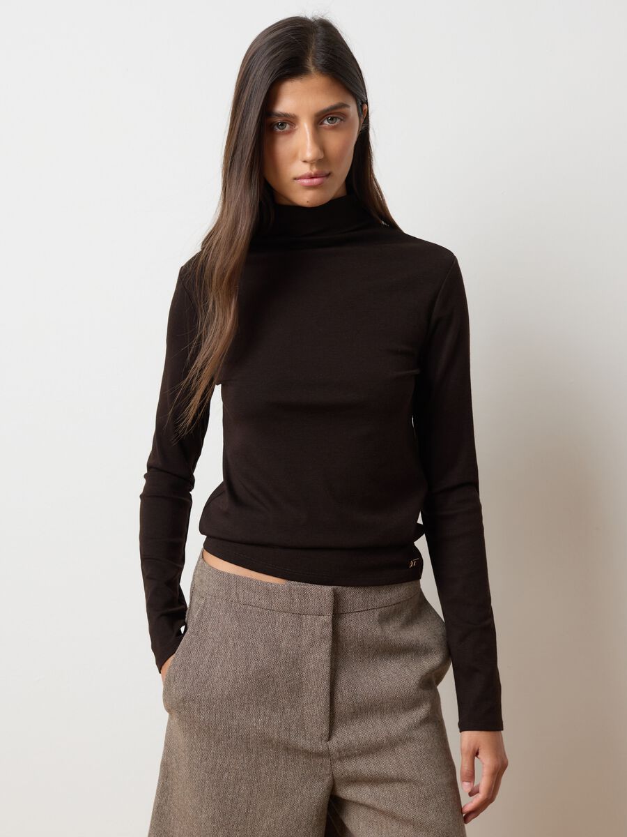 Long Brown Sleeve T-shirt_0