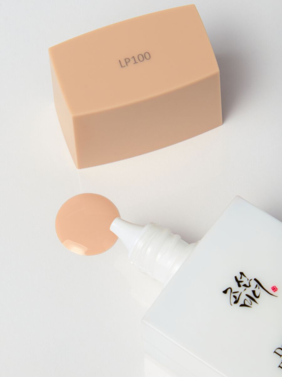 Tinted Sunscreen with SPF - Korean Skincare_1