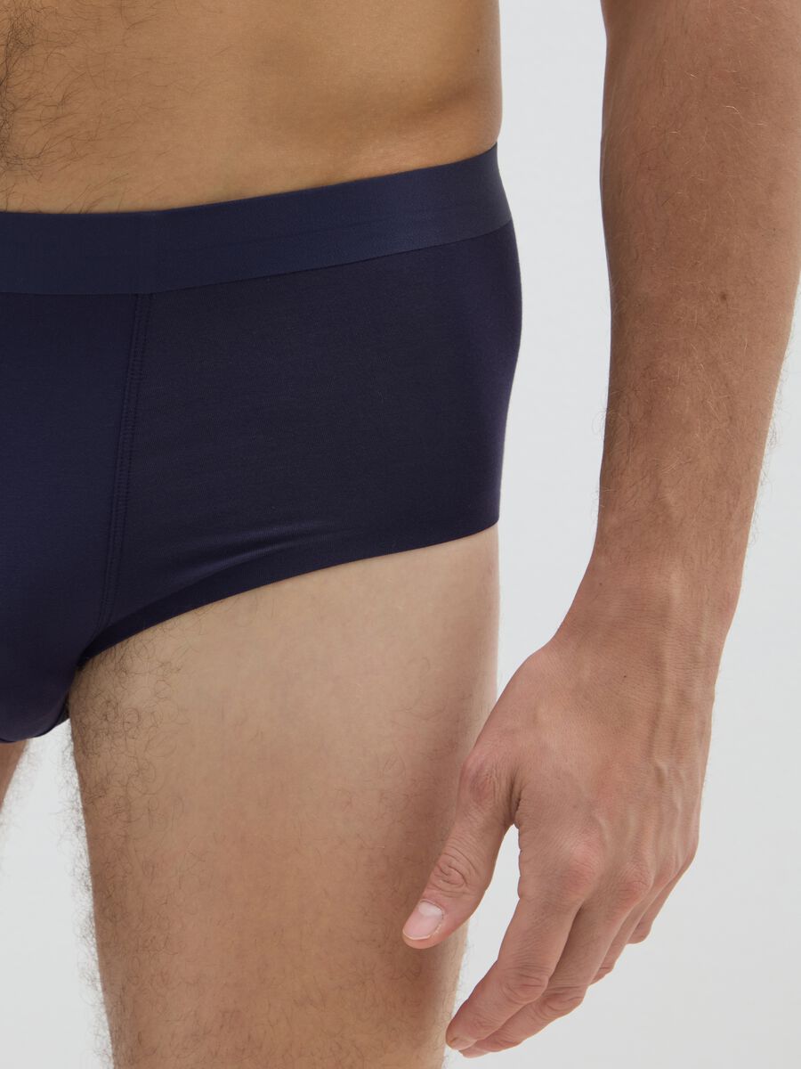 Pack of two stretchy blue briefs_3