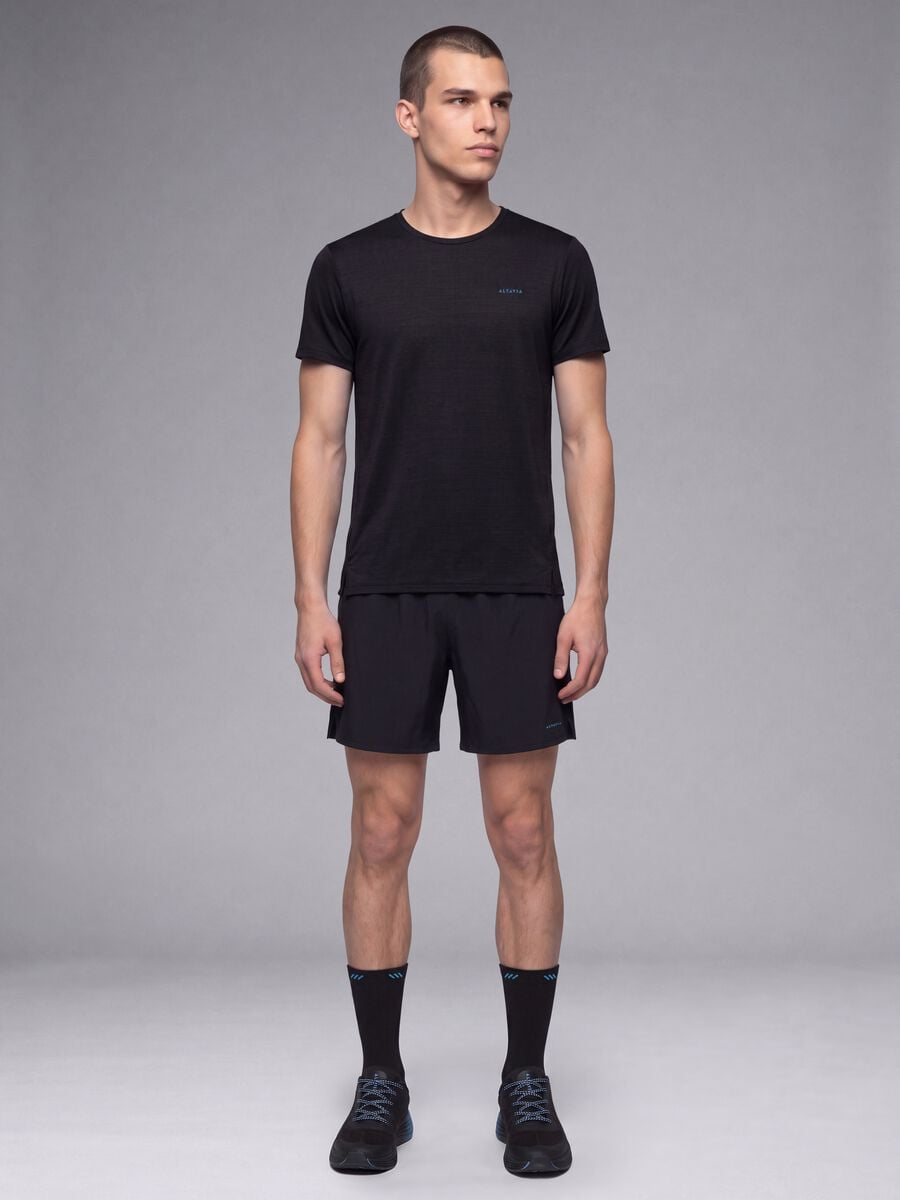 T-shirt traspirante nera girocollo slim fit ALTAVIA RUNNING_1