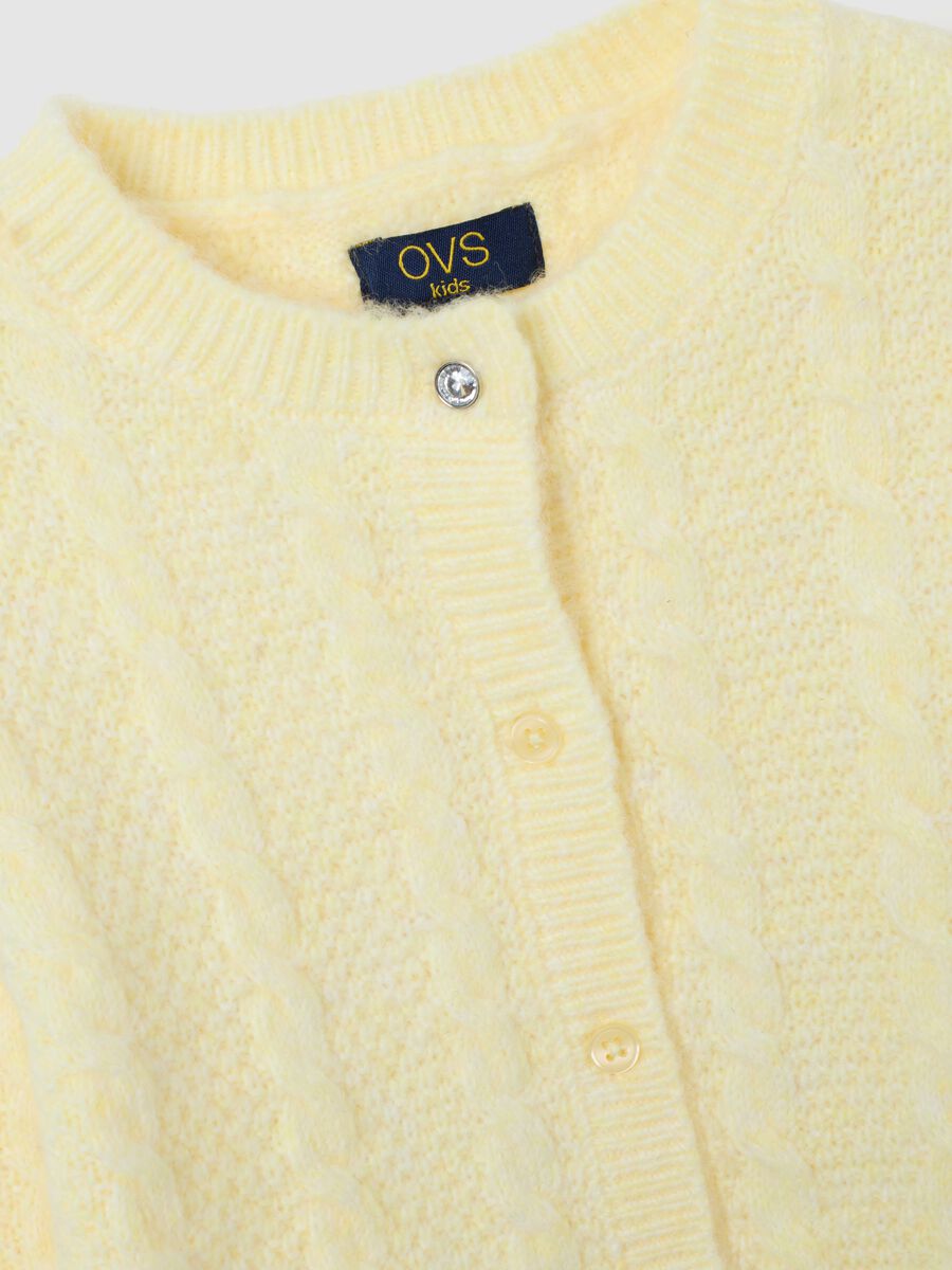 Cardigan da bambina giallo regular fit con bottoni_2