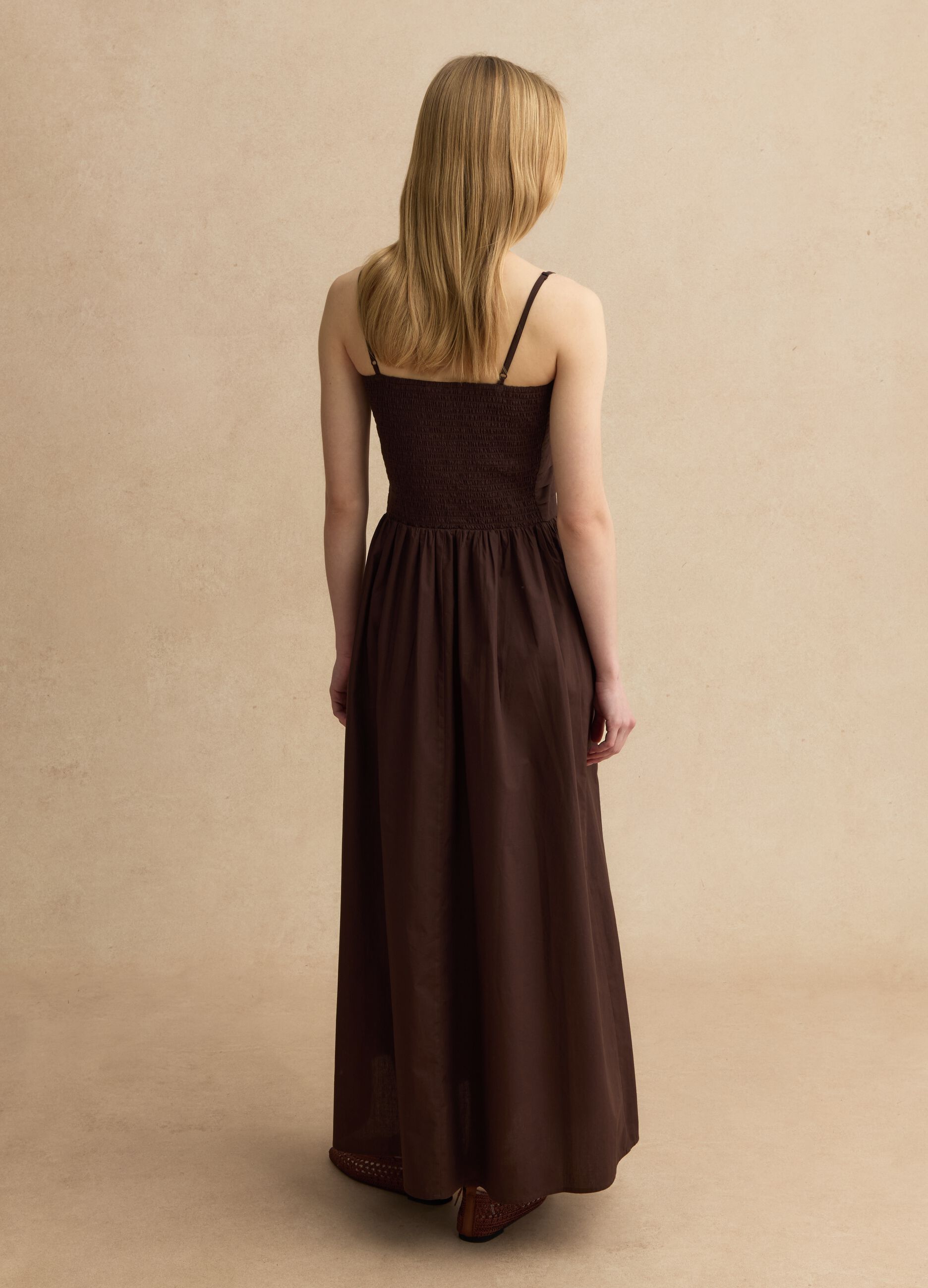 Sleeveless dress in pure brown cotton regular fit
