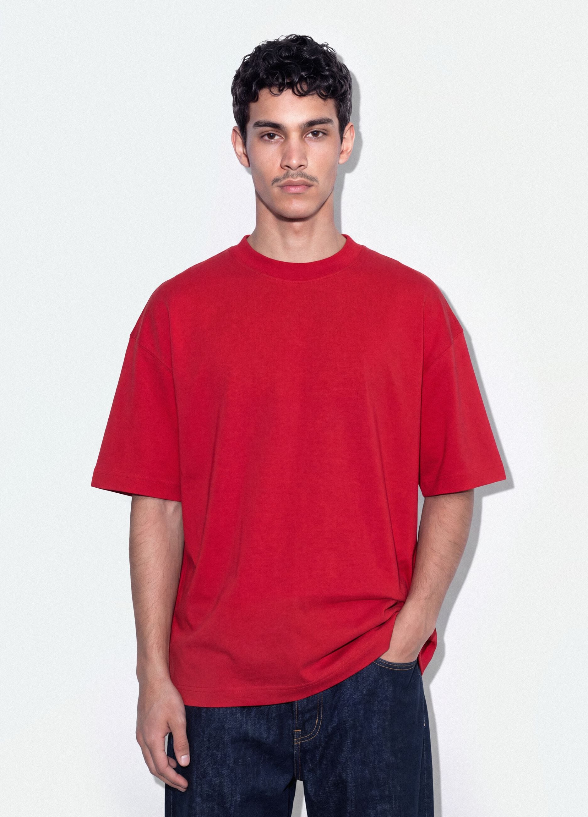 Red crew-neck T-shirt in pure cotton, boxy fit