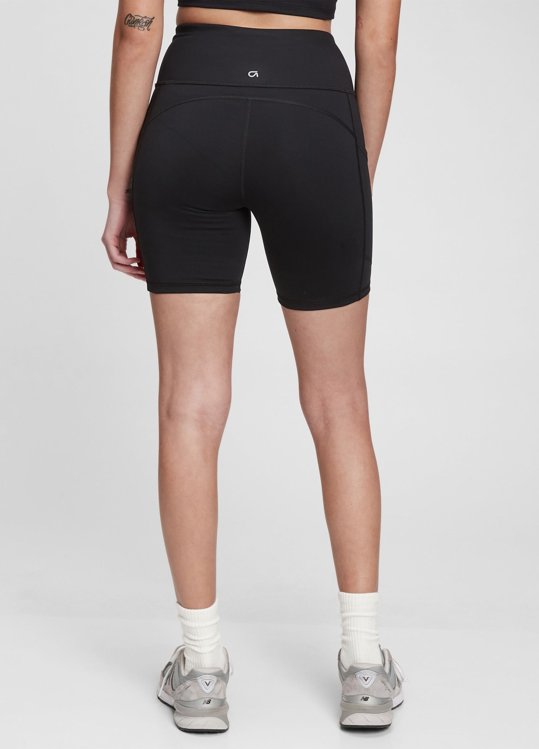 Stretch cycle leggings