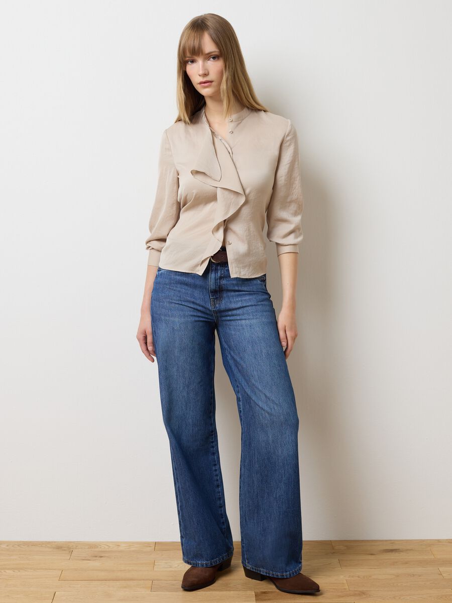 Camicetta beige con collo alla coreana_2