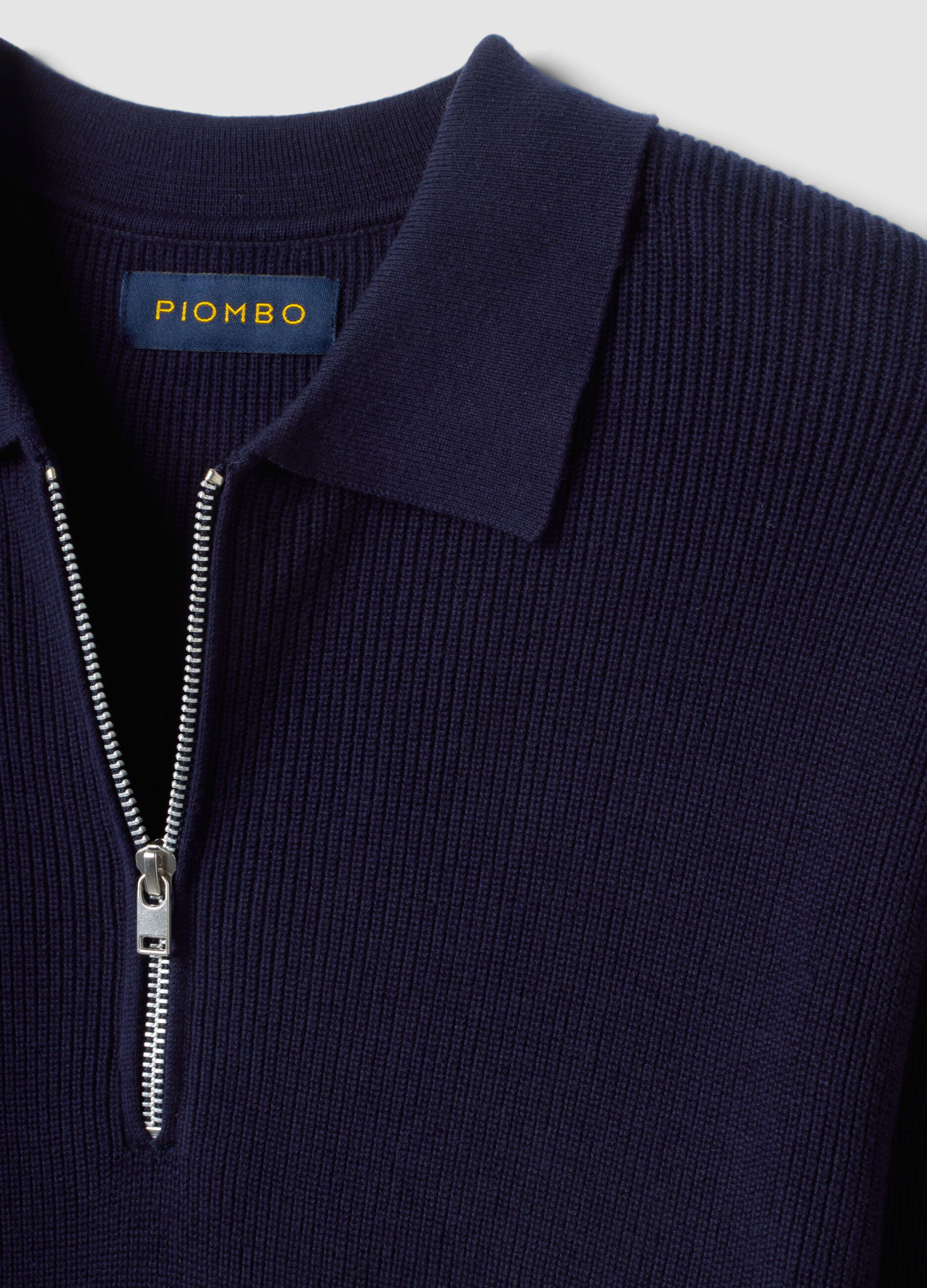 Polo blu in puro cotone con zip e collo classico