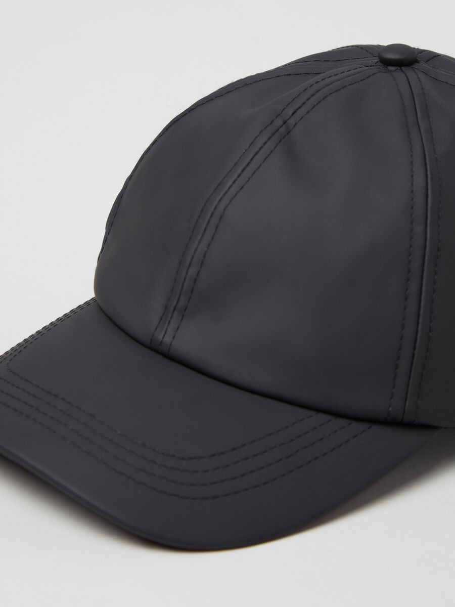 Cappello da baseball effetto lucido_1