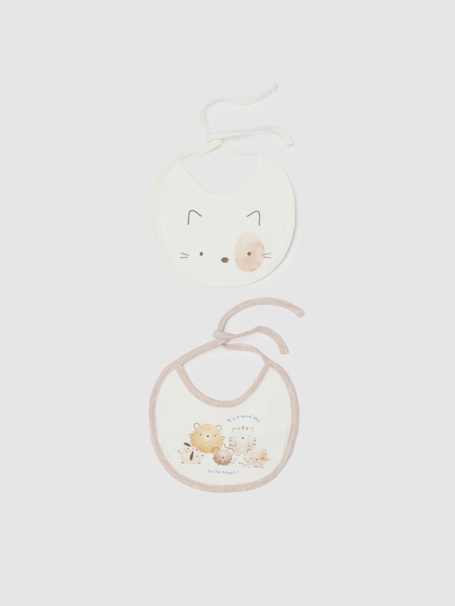 Set of newborn cotton bibs in multicolor with print_0