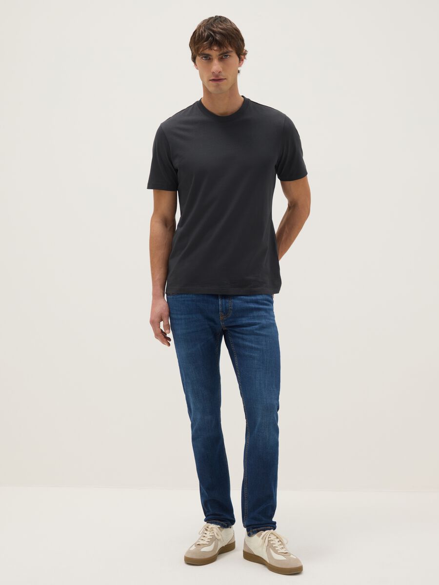 Black pure cotton regular fit t-shirt_1