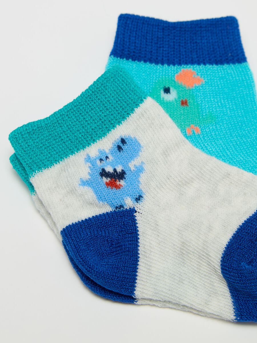 Three-pair pack colourblock socks with animals design_1