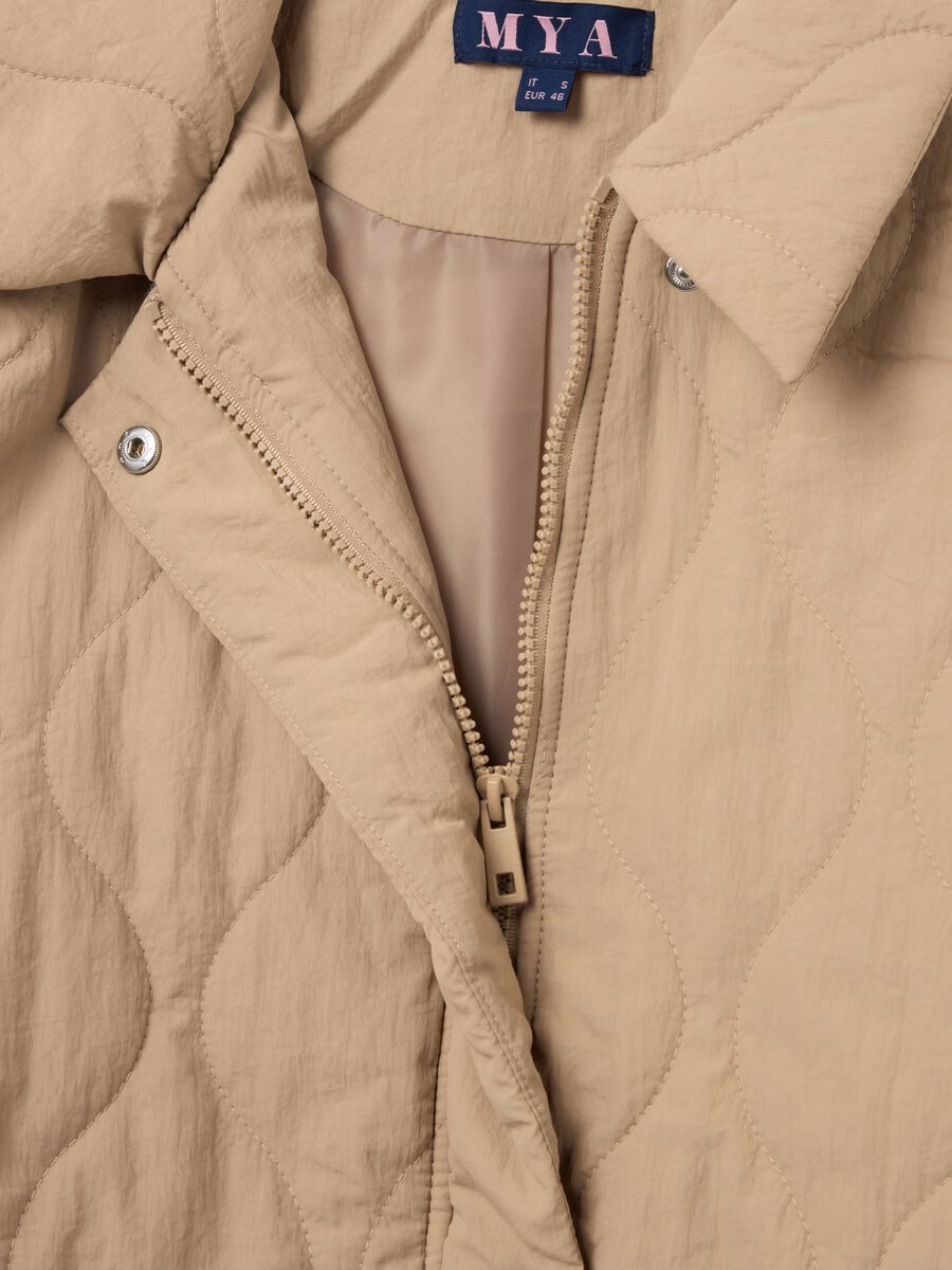 Curvy short quilted jacket with collar_5