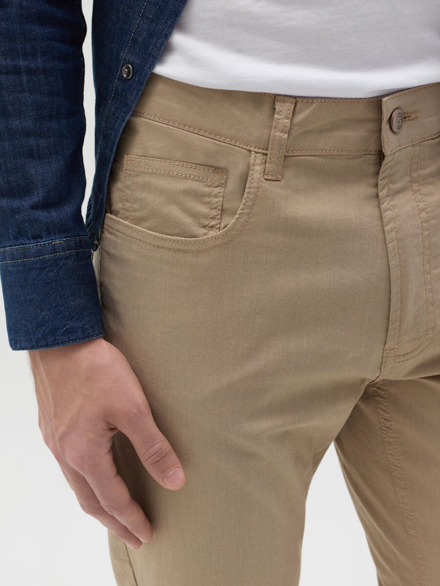 Stretch slim-fit trousers with five pockets_2