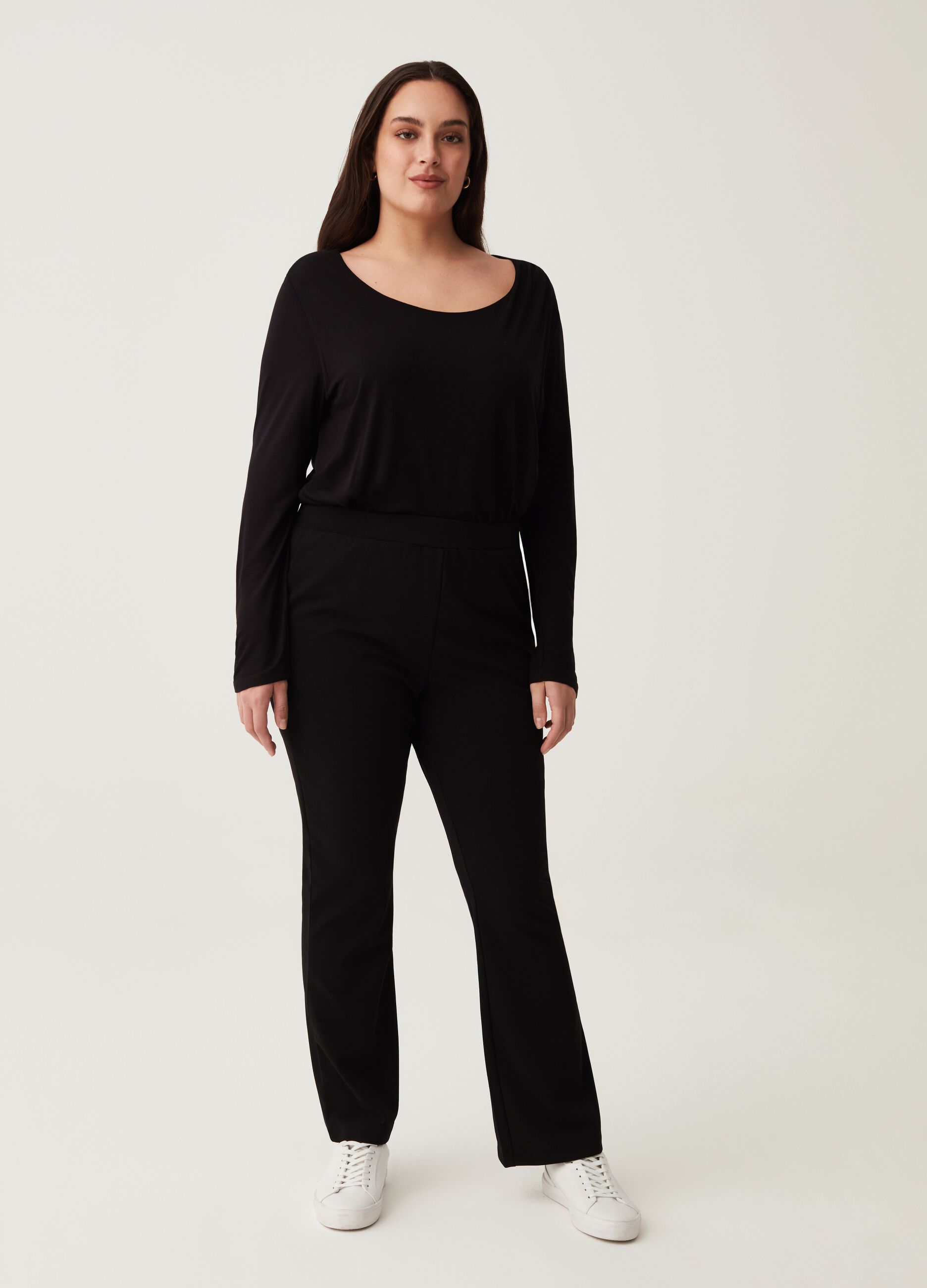 Pantaloni flare fit in crêpe Curvy