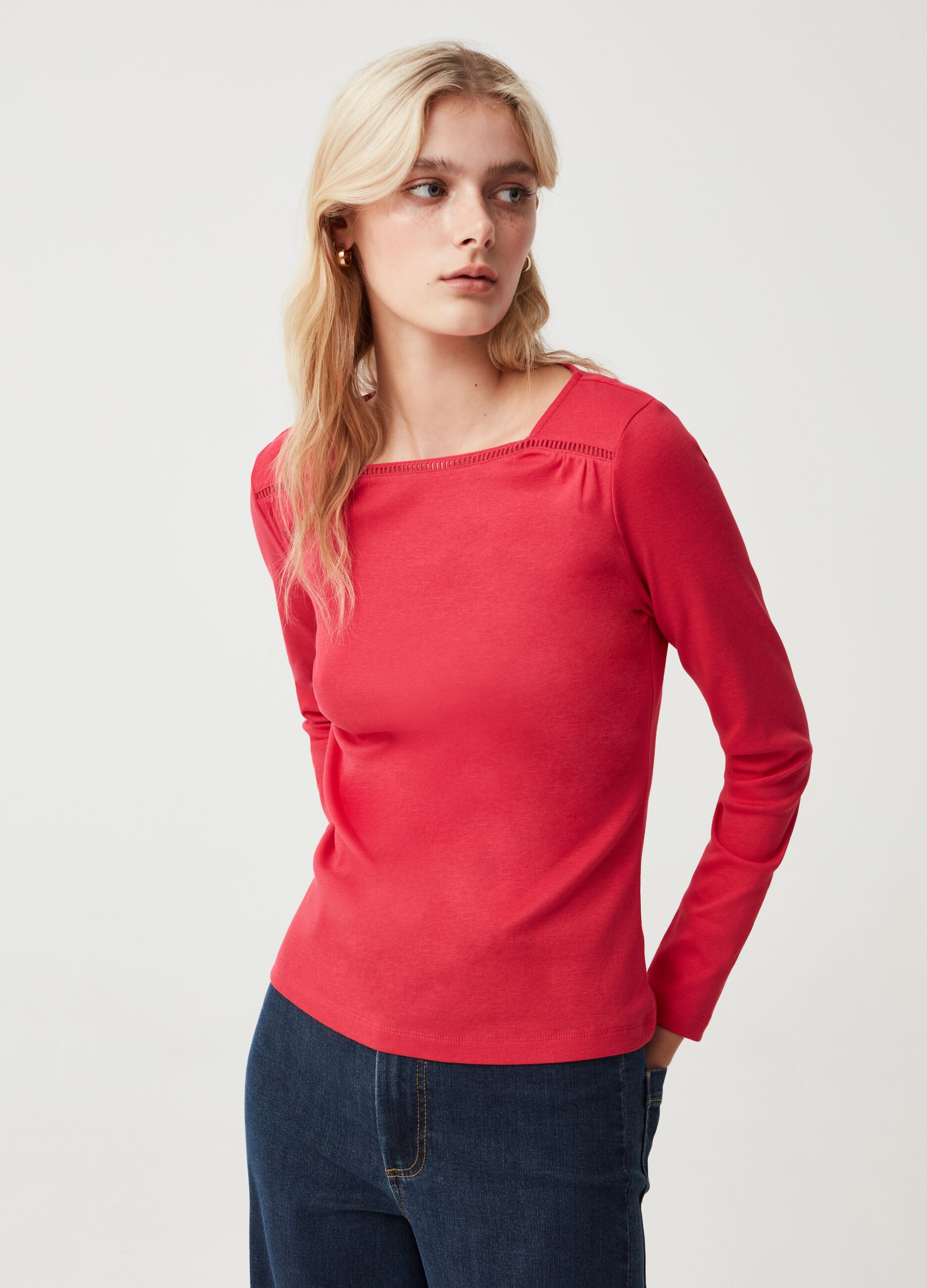 T-shirt a maniche lunghe con inserto traforato_0