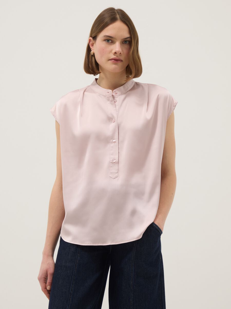 Blusa a maniche corte rosa regular fit con collo coreano_0