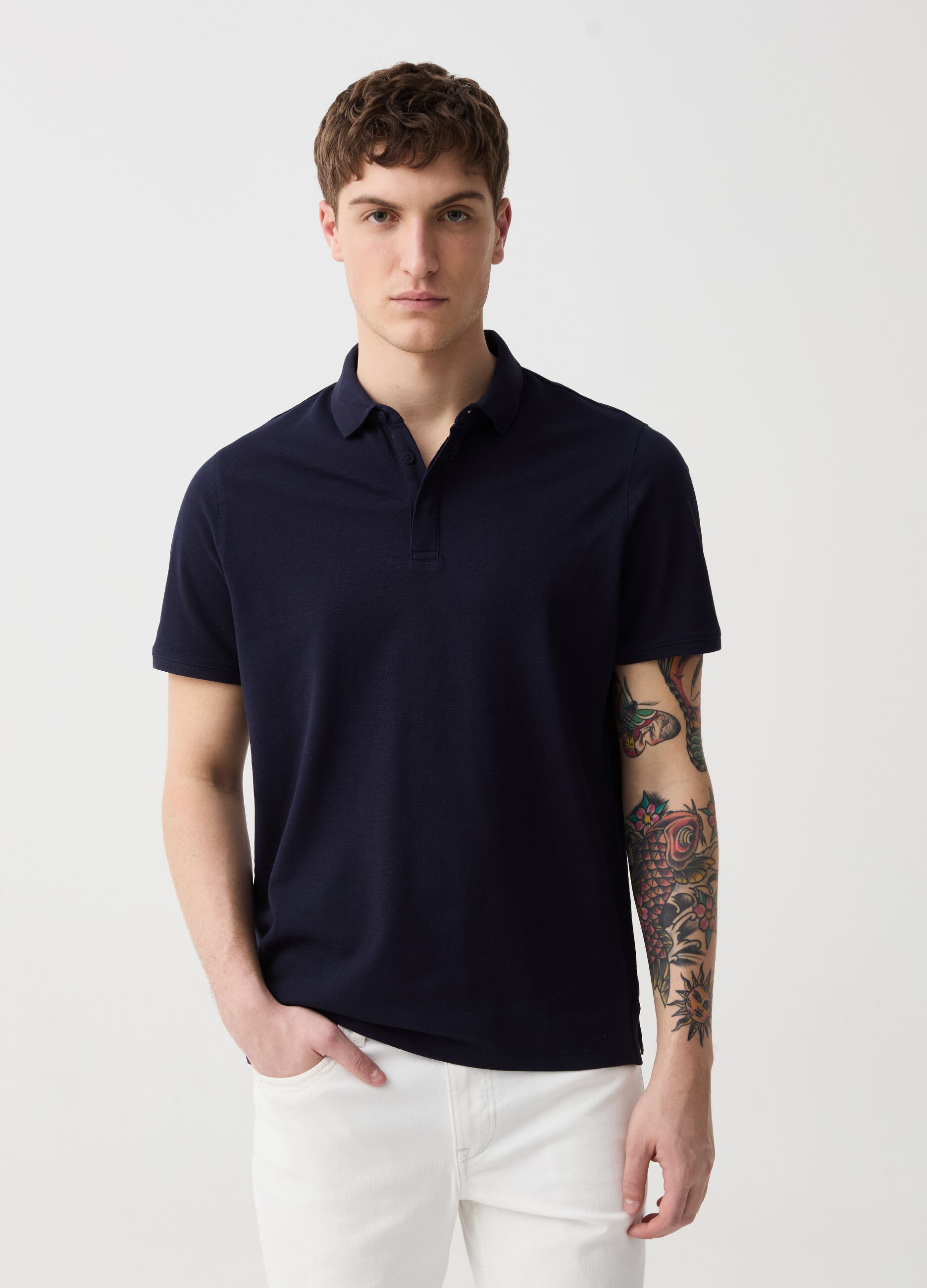 Solid colour piquet polo shirt