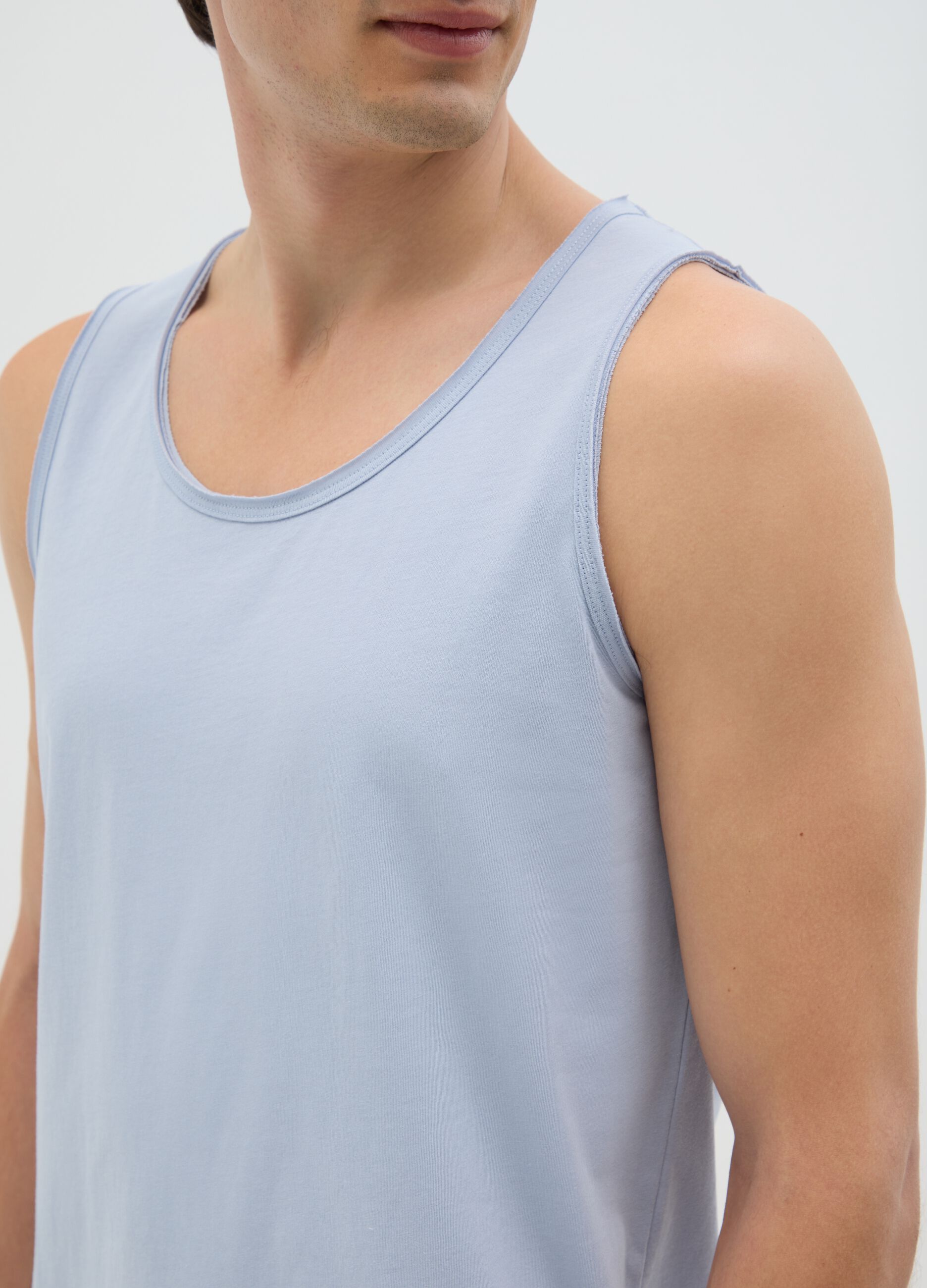 Canotta da uomo in puro cotone azzurro regular fit