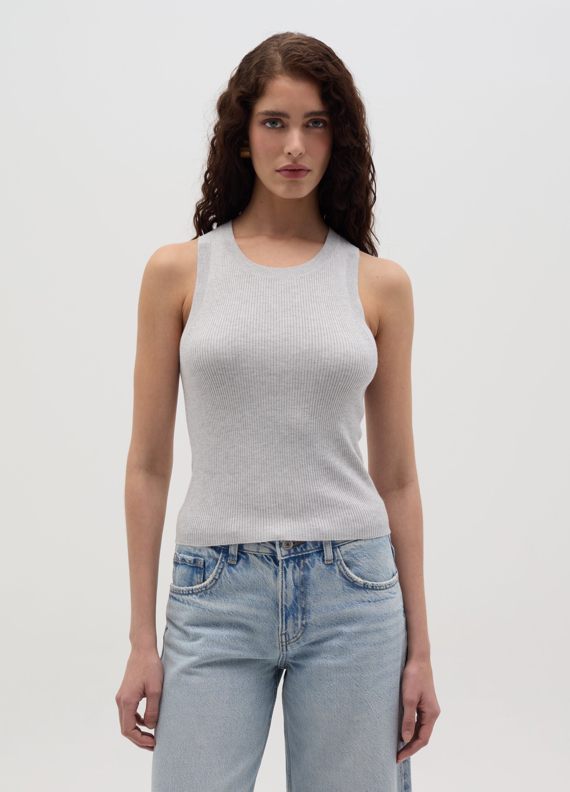 Ribbed tank top with halter neck