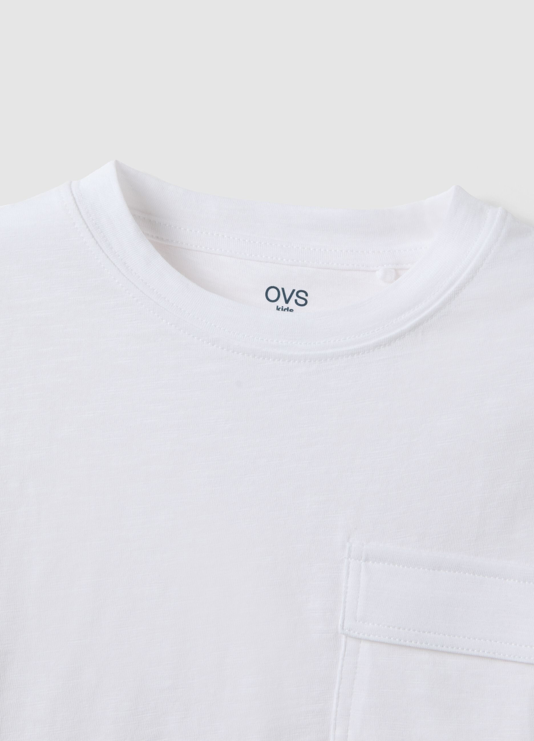White pure cotton children's T-shirt, regular fit with pocket